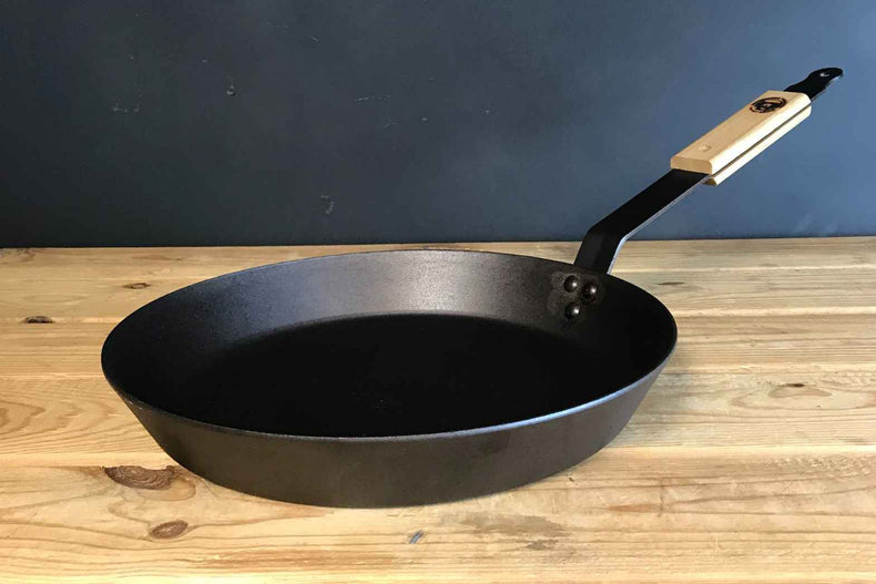 How to Measure Skillet Size