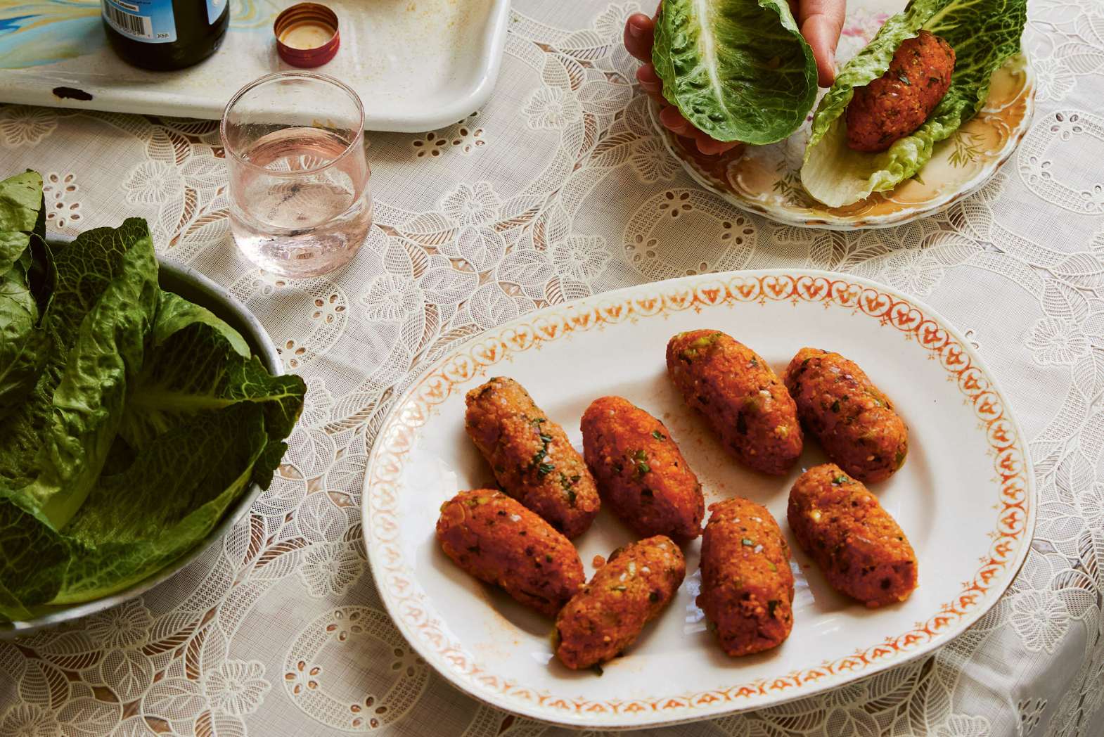 Mercimekli, Bulgurlu Köfte (Bulgur and Lentil Patties) Recipe