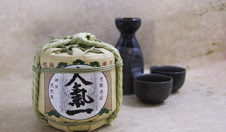 Sake Barrel & Set