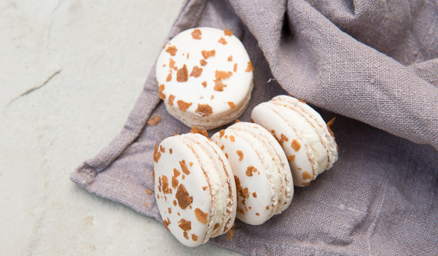 Feuilletine & Salted Caramel Macarons Recipe