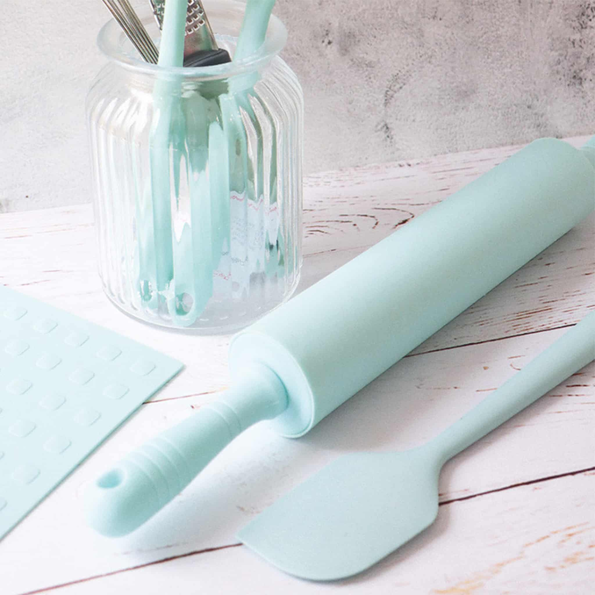 Scrap Cooking Silicone Pastry Roller