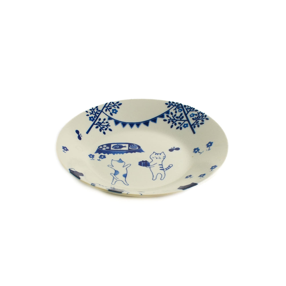 Garden Cat Japanese Round Plate, 24cm