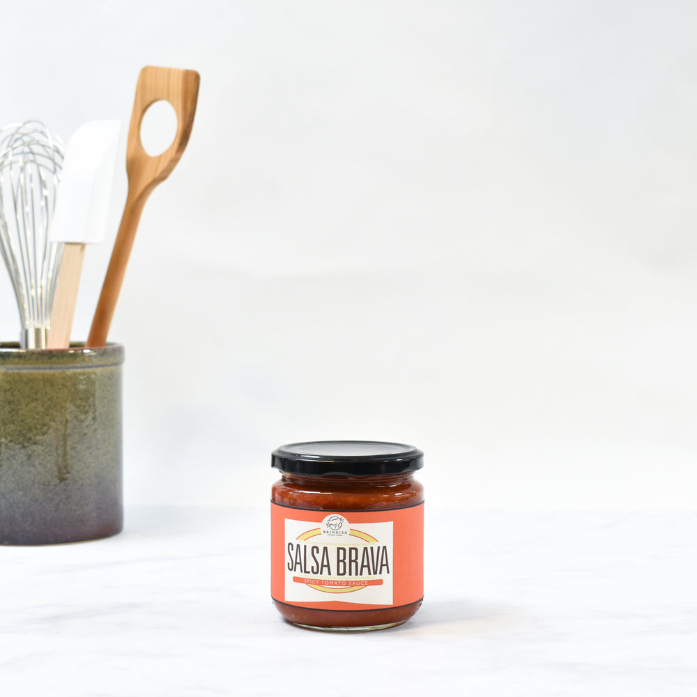 Brindisa Salsa Brava, Spicy Tomato Sauce 315g Ingredients Sauces & Condiments Spanish Food Lifestyle Packaging Shot