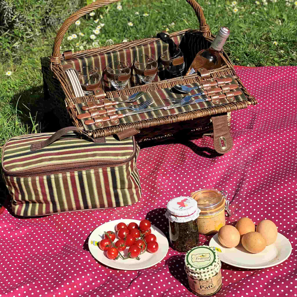 Montmarte Red Striped Picnic Hamper, 4 Person